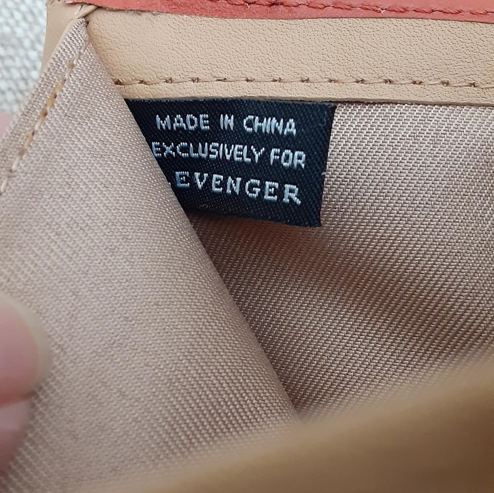 Levenger Color Block Small Wallet - image 4